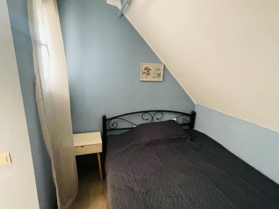 Здам кімнату 10м2 в квартирі для дівчини на пр. Лобановського 126Г Київ