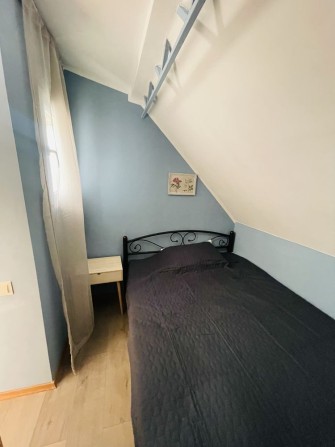 Здам кімнату 10м2 в квартирі для дівчини на пр. Лобановського 126Г - фото 1