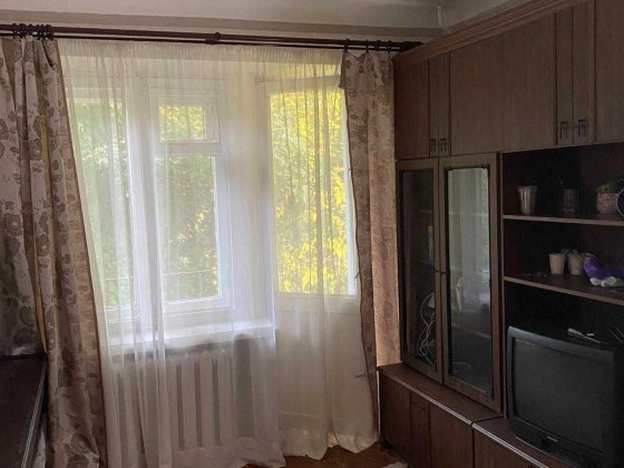 Сдам 1комнатную изолированую квартиру возле метро Харків