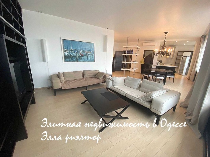 видовая 2х ком квартира в жк Белый Парус - фото 1