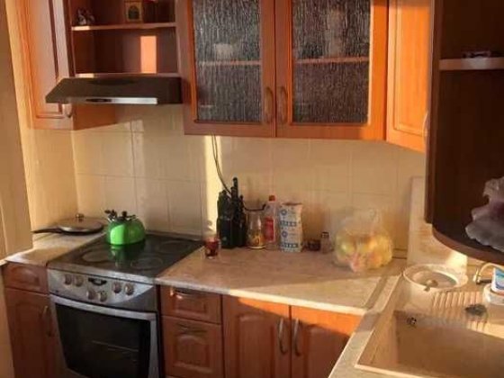 Сдам комнату в 3-комн,квартире по ул.Озёрная Київ