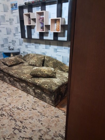 Сдам комнату в двухкомнатной квартире для одного человека - фото 1