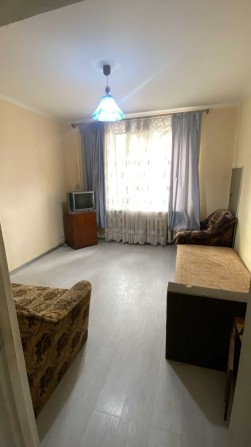 *ОРЕНДА, кімната в ЦЕНТРІ МІСТА, по пр.Соборному 170В - фото 1