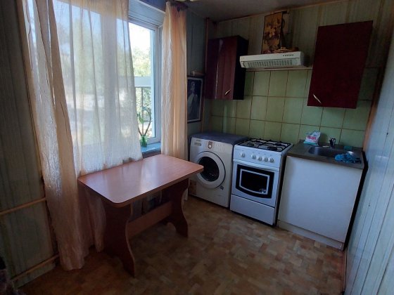 Оренда 3 кімнатної квартири вул.  Сергія Синенка