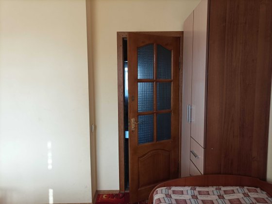 Здаю кімнату в трикімнатній квартирі Київ