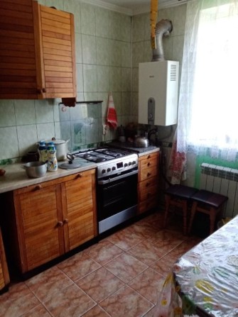 Здам місце в   кімнаті .в теплому затишному будинку. - фото 1