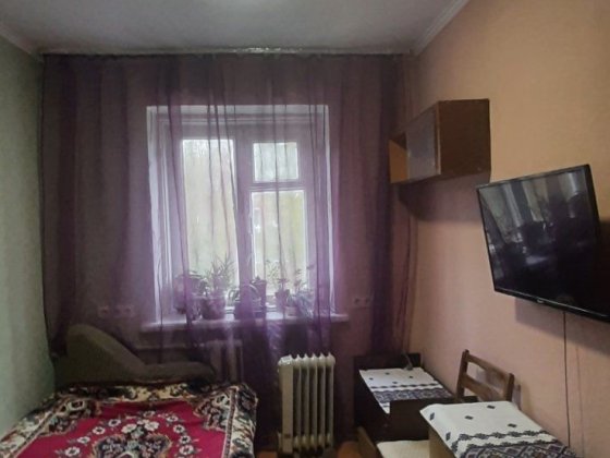 Здається окрема кімната, ціна вже з комуналкою Київ