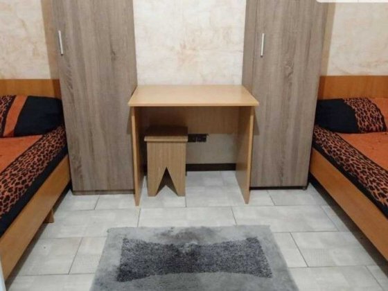 ст. метро Почайна 15хв, вул Кирилівська 126 Київ