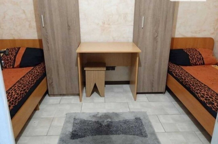 ст. метро Почайна 15хв, вул Кирилівська 126 - фото 1