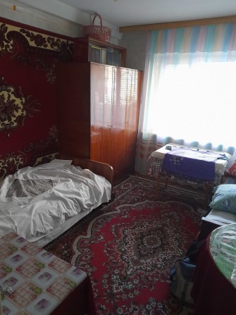 Сдаю комнату . Район метро Полiтехнiчна. Хлопцю Студенту Без брокера - фото 1