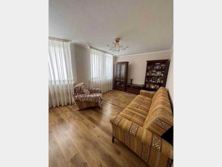 Здається 2-кімнатна квартира на пр.Червоної Калини 68 - фото 1