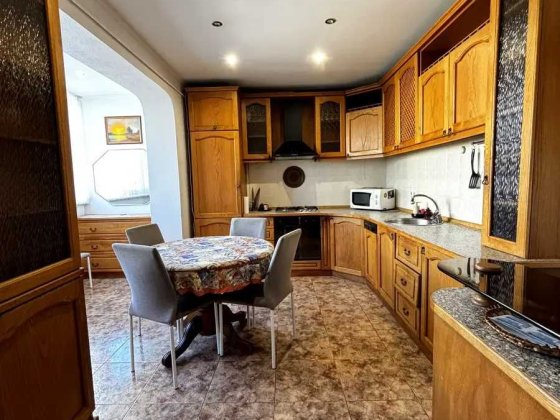 Довготривала оренда 3к квартири на вул. Бориса Гмирі 13 Киев