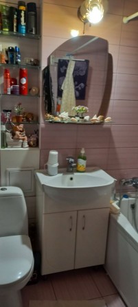 Кімната біля ТРЦ (Київ) - фото 1