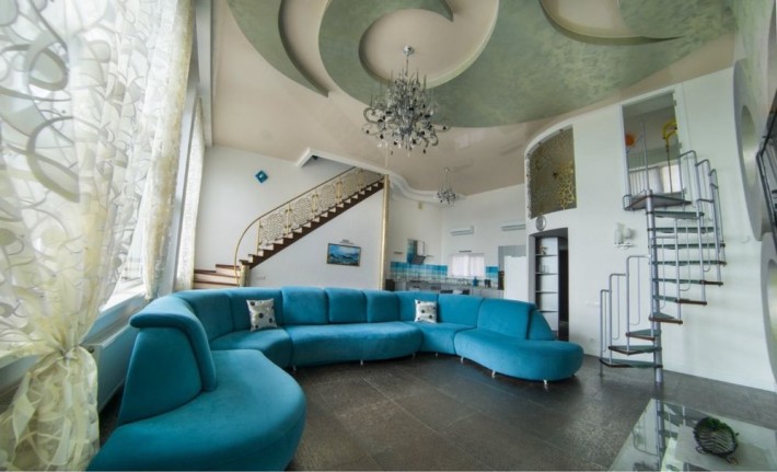 Сдам помесячно VIP коттедж у моря бассейн с подогревом, 2 пляжа, бар. - фото 1