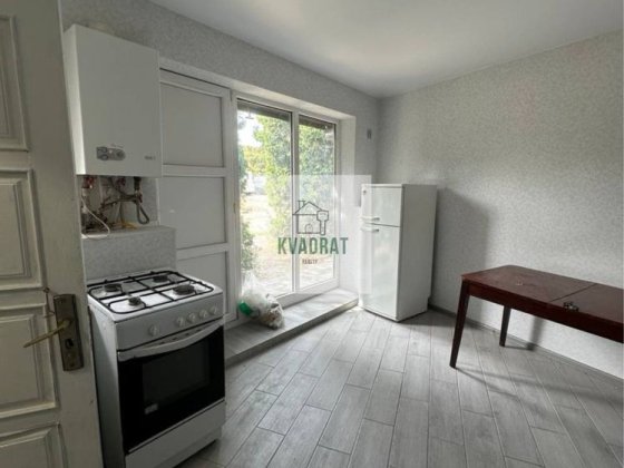 Здається двоповерховий будинок на довготривалий термін Кам'янець-Подільський