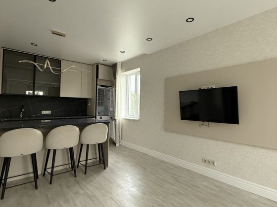 Здається в оренду сучасний будинок в центрі міста Бориспіль Бориспіль