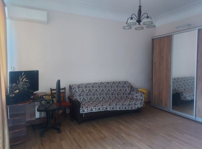 Оренда ч.дома.Р.центр.Стадион. - фото 1