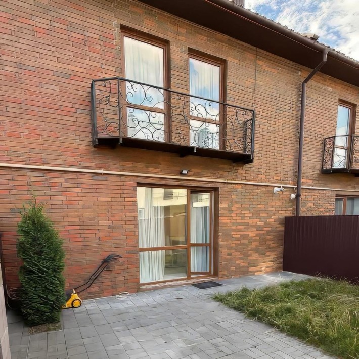 Оренда котеджу в В. Гаях - фото 1