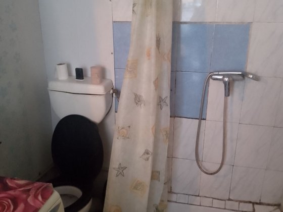 Сдам домик 20 м.кв   центр.  у.Рабочая 2 дивана хол. бойл. стир.м Херсон