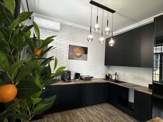 Оренда  5 кімнатного БУДИНКУ, ДОМА на Роші, Чернівці Черновцы