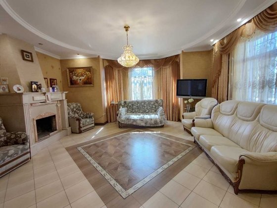 Оренда будинку біля ТЦ "МЕТРО" Черновцы