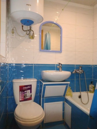 Без комісії. Можлива оренда на 1 міс. Всі зручності. Зупинка кін.мир. - фото 1