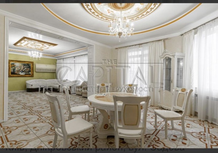 Розкішний 3-поверховий будинок біля Дніпра • БІЛЬЯРДНА • Тераса, двір - фото 1