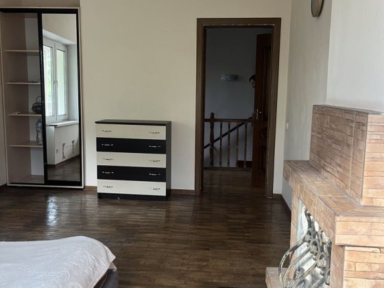 Здам будинок Русанівські сади вул.Садова з виходом до озера Киев