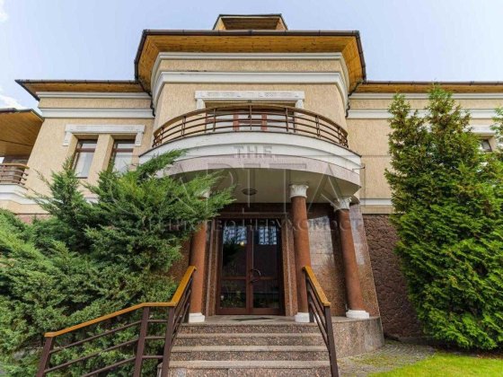 Оренда Будинок під офіс на вул. Раєвського Київ