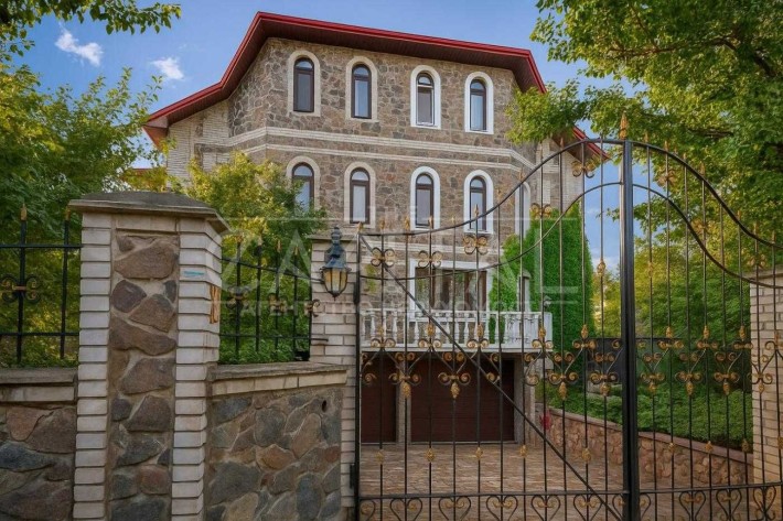 Оренда Будинок Київ, Дніпровський район,Русанівські Сади - фото 1