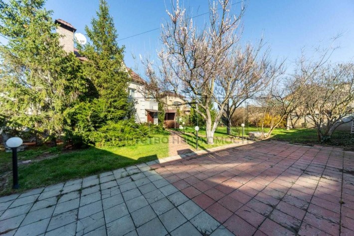 Оренда будинку Голосіївський район, 200 м2, 2 поверхи, острів Водників - фото 1