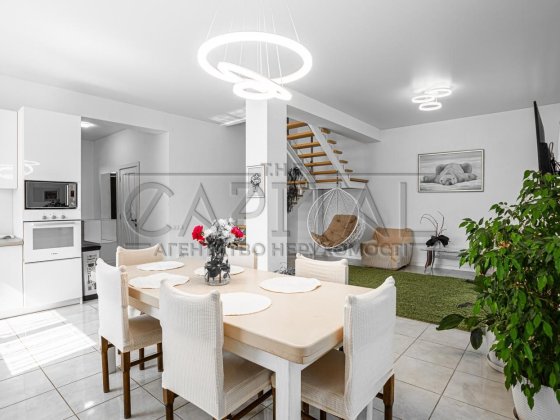 Аренда дома, таунхаус, Дарницкий р-н, Осокорки Київ