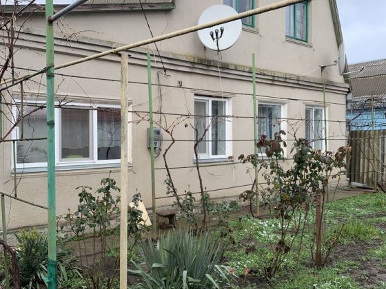 Сдаю дом с гаражом и двором в Октябрьском в райоВодолея Миколаїв