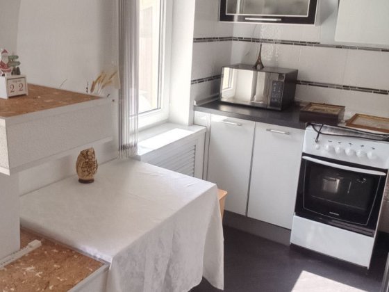 Терміново ! Сдам в аренду половину приватного  будинку на Залютино Харків