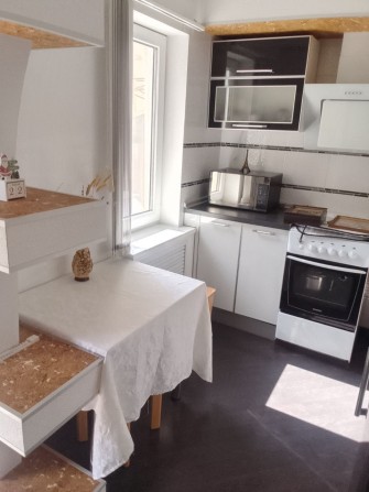 Терміново ! Сдам в аренду половину приватного  будинку на Залютино - фото 1