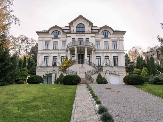 Аренда Дом (1000м2) 25 соток, выход в бот сад, Печерск, Зверинецкая Киев