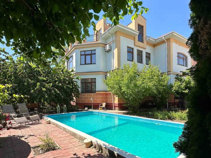 Аренда дома под бизнес/ жильё 350м 10 ст Б Фонтана - фото 1