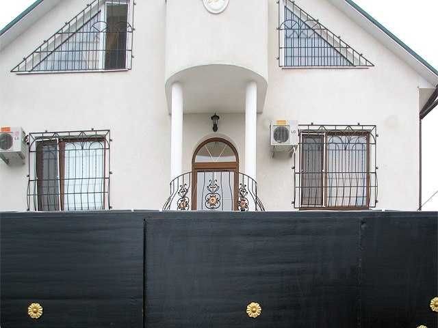 Сдам большой фасадный дом  на 7 ст.Фонтана под проживание,любой бизнес - фото 1