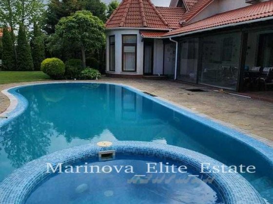 Новый дом Совиньон бассейн подвал шикарная территория Одеса