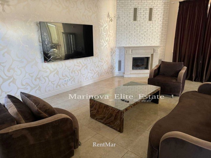 Красивый дом с бассейном Французский бульвар - фото 1