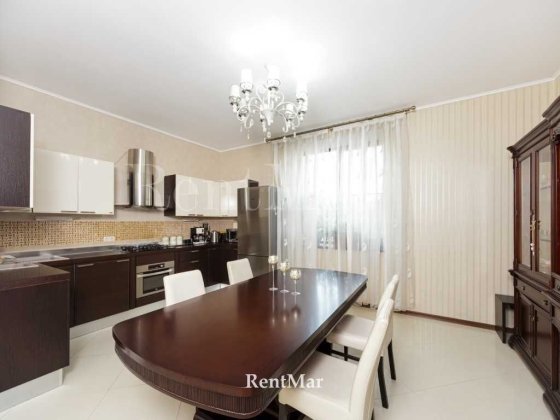 Новый дом 6 комнат подвал бассейн тихая Аркадия Одеса