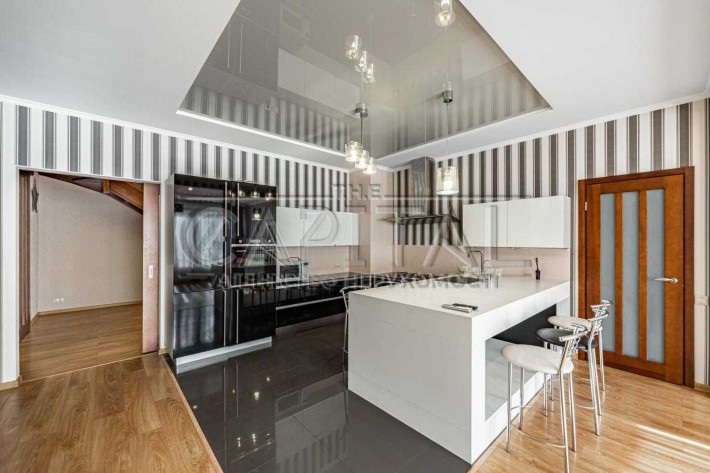 ОРЕНДА Будинку поруч з Києвом, в Іванковичах, містечко Маєток - фото 1