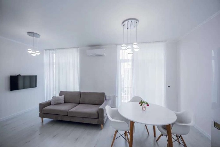 Продаж 2-к квартири вул. Регенераторна 4 - фото 1