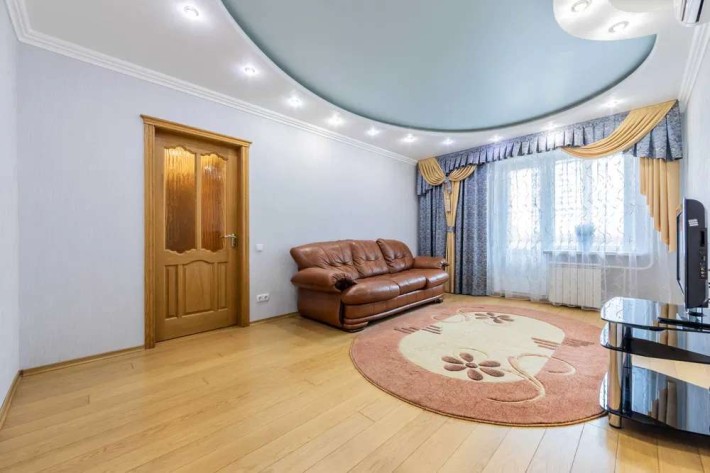 Продаж 2 кімнатної квартири, вулиця Пчілки Олени, 2-Б, Дарницький район - фото 1