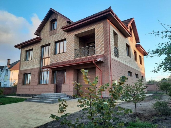 Продам сучасний будинок в с. Гореничі - фото 1