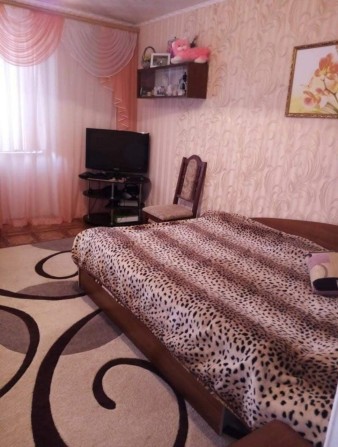 Продаётся 3-х ком. квартира в пгт. Сергеевка . - фото 1