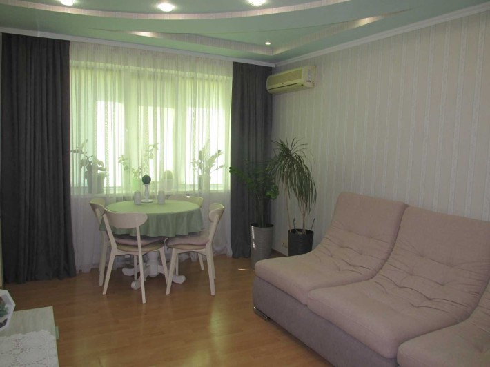 Продам 3 кім.квартиру по вул. Мічуріна  3/5 в районі 1 школи - фото 1