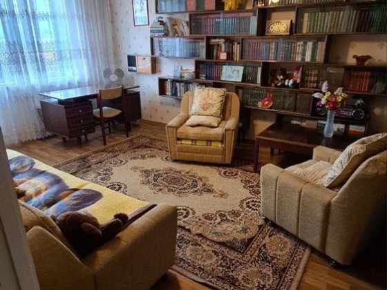 Продаж 4 кімнатної квартири м,Київ, вул.Тростянецька, 8 Бобровиця