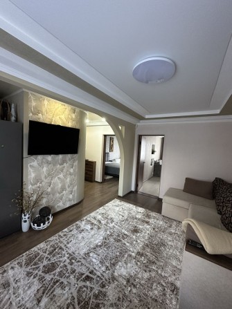 Продам 3-х комн. квартиру в самом центре - фото 1