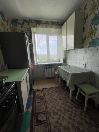 Продам 3 кімнатну квартиру - фото 1